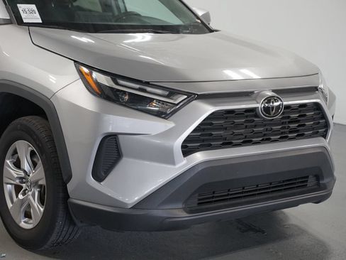 Used 2023 Toyota RAV4 XLE w/ Convenience Package FWD image 4