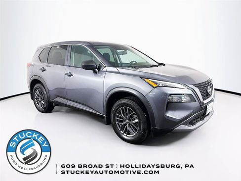 Used 2023 Nissan Rogue S AWD/4WD image 1