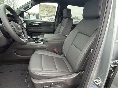 New 2026 Chevrolet Suburban LT w/ Comfort Package image 14