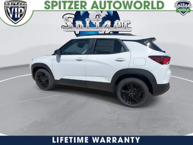 New 2026 Chevrolet TrailBlazer LT w/ Midnight Edition FWD image 6