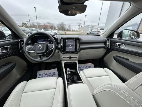 New 2025 Volvo XC40 B5 Plus w/ Climate Package image 12