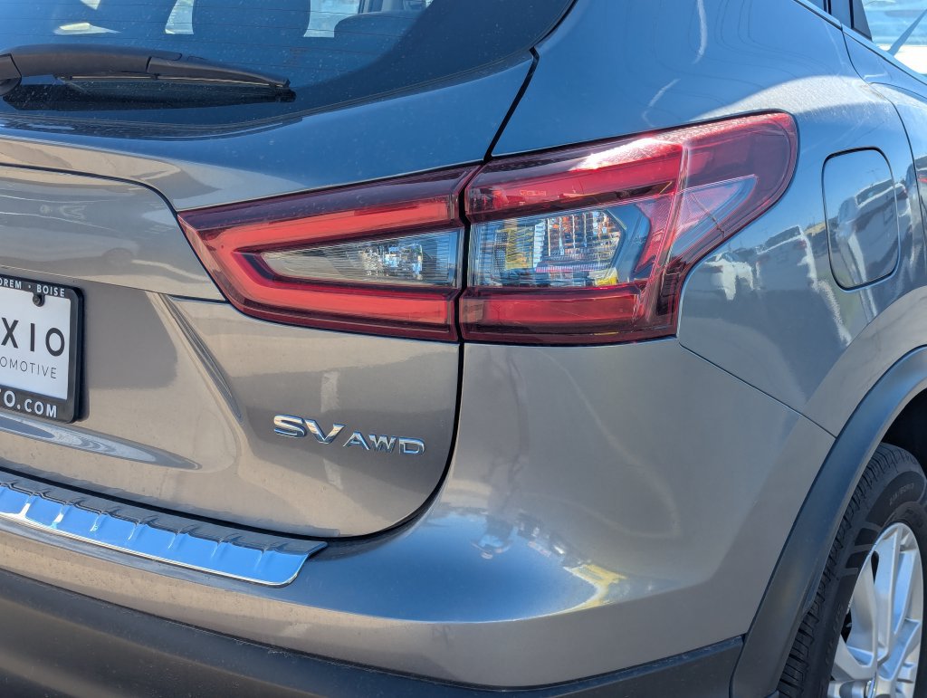 Used 2022 Nissan Rogue Sport SV w/ Technology Package AWD/4WD image 5