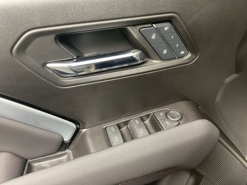 Certified 2024 Chevrolet Colorado Z71 w/ Z71 Convenience Package 2 image 11