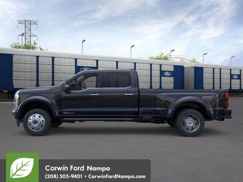 New 2026 Ford F450 4x4 Crew Cab Super Duty image 4