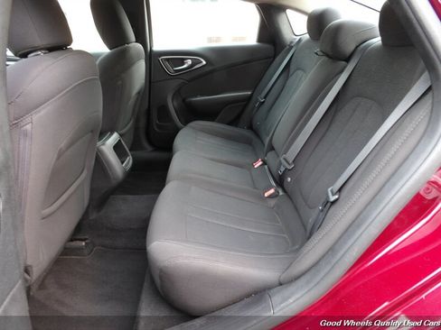 Used 2016 Chrysler 200 Limited w/ Anniversary Edition FWD image 14