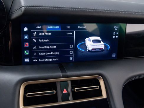 Used 2021 Porsche Taycan Turbo S image 31