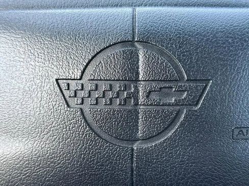 Used 1996 Chevrolet Corvette Coupe image 11