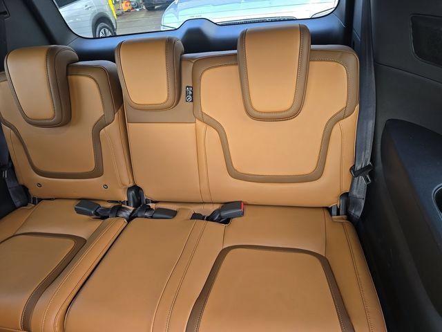 Used 2026 Nissan Armada SL w/ Captain's Chari Seat Package AWD/4WD image 12
