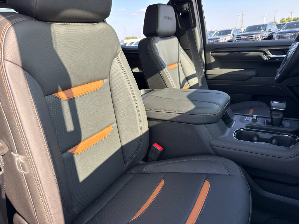 New 2026 GMC Sierra 1500 AT4 w/ AT4 Premium Package AWD/4WD image 37