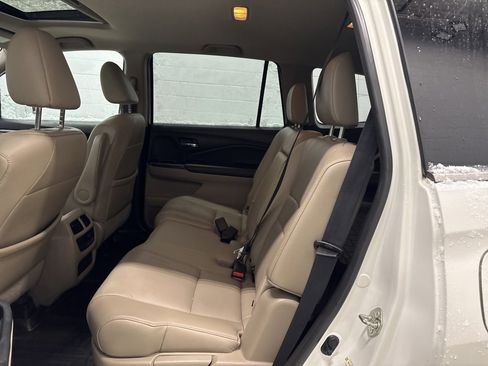 Used 2016 Honda Pilot EX-L image 11