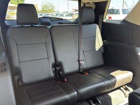 Used 2020 Chevrolet Traverse RS FWD image 45