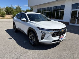 New 2026 Chevrolet Trax LT w/ Driver Confidence Package image 1