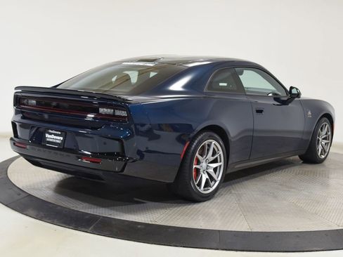 Used 2024 Dodge Charger Daytona Scat Pack w/ Plus Group AWD/4WD image 11