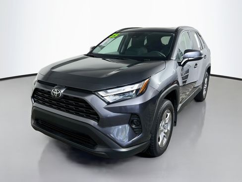 Used 2025 Toyota RAV4 XLE w/ Convenience Package FWD image 10