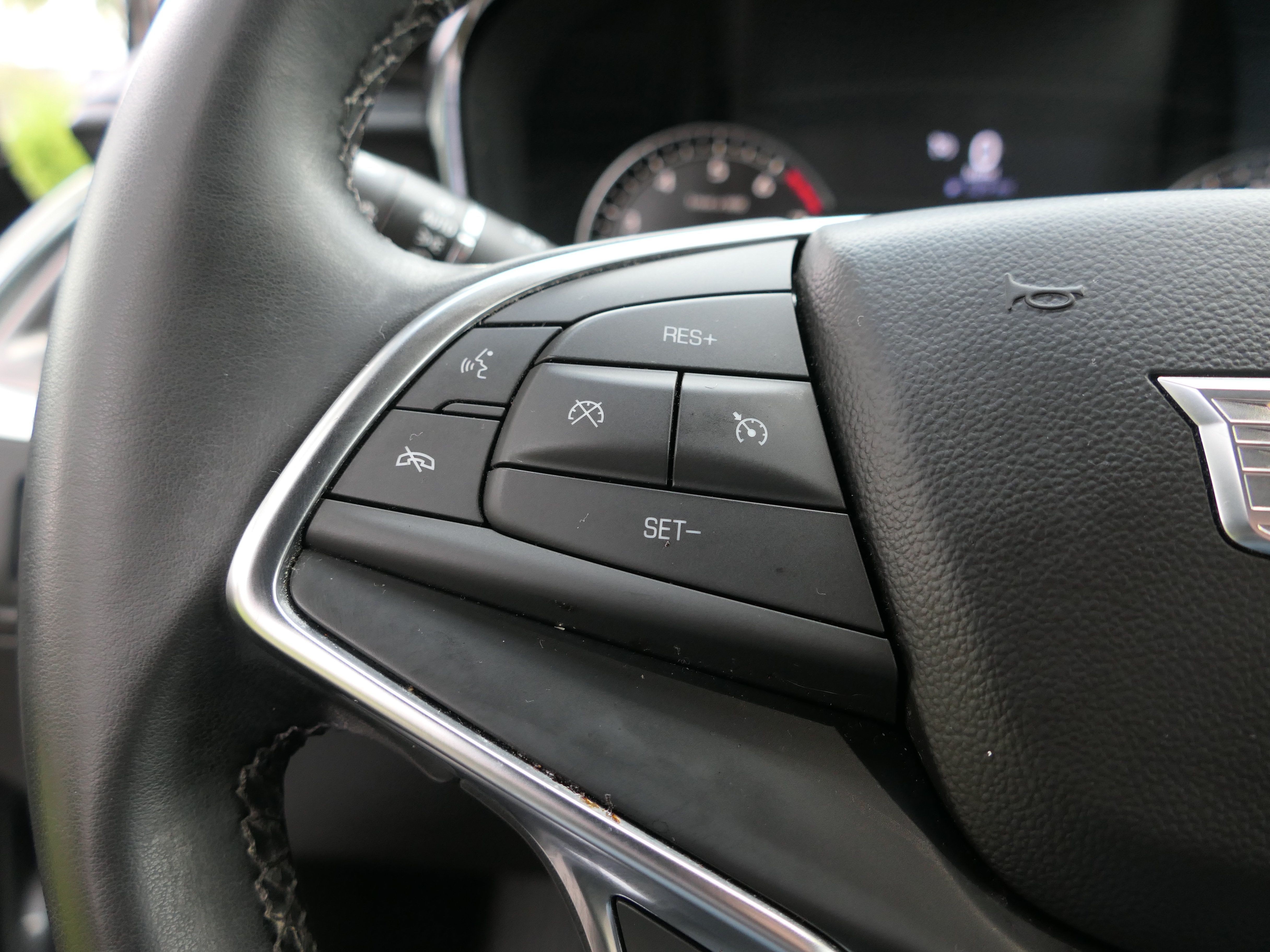 Certified 2024 Cadillac XT5 Luxury FWD image 16