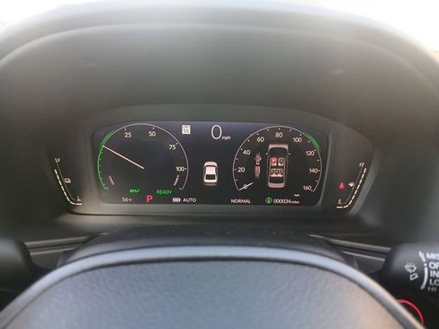 Used 2025 Honda Accord Sport image 6