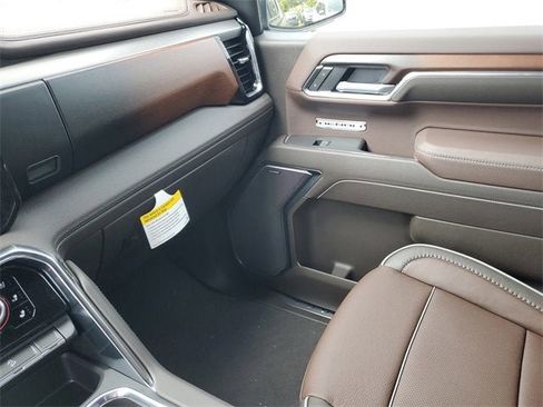 New 2026 GMC Sierra 1500 Denali w/ Denali Reserve Package image 24