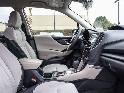 Used 2023 Subaru Forester image 16