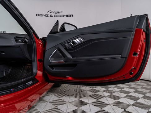 Used 2024 BMW Z4 M40i w/ Shadowloine Package image 14