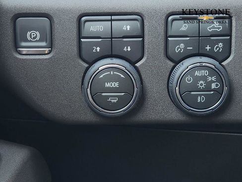 New 2026 Chevrolet Silverado 1500 LTZ w/ Z71 Off-Road Package image 23