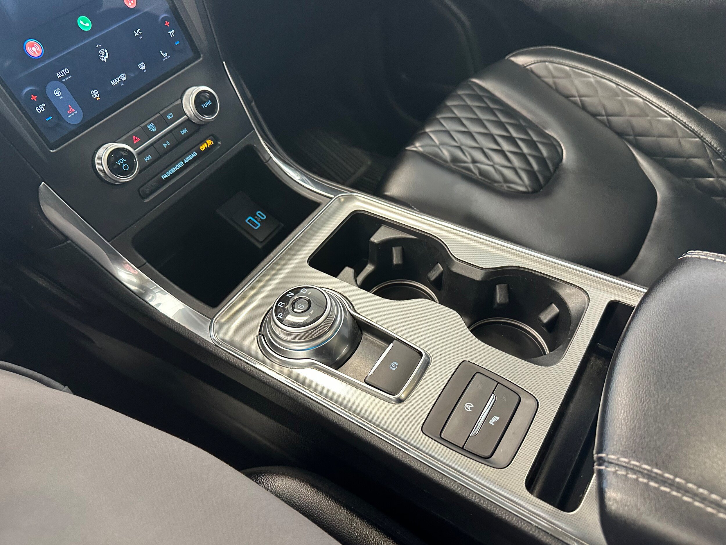 Used 2024 Ford Edge Titanium AWD/4WD image 19
