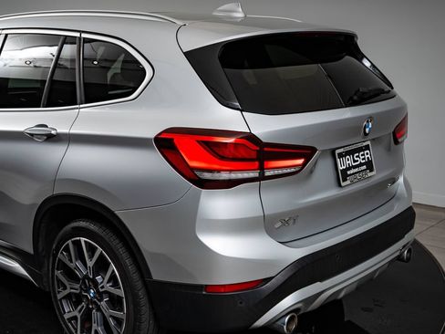 Used 2021 BMW X1 sDrive28i w/ Premium Package FWD image 19