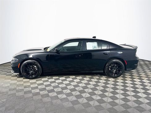 Used 2021 Dodge Charger R/T w/ Plus Group image 4