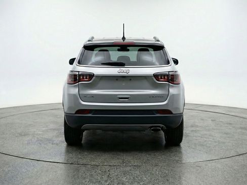 Used 2025 Jeep Compass Limited AWD/4WD image 7