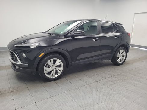 Used 2024 Buick Encore GX Preferred w/ Advanced Technology Package FWD image 2