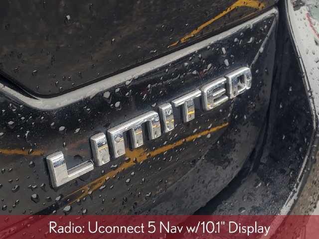 Used 2023 Jeep Grand Cherokee Limited AWD/4WD image 8