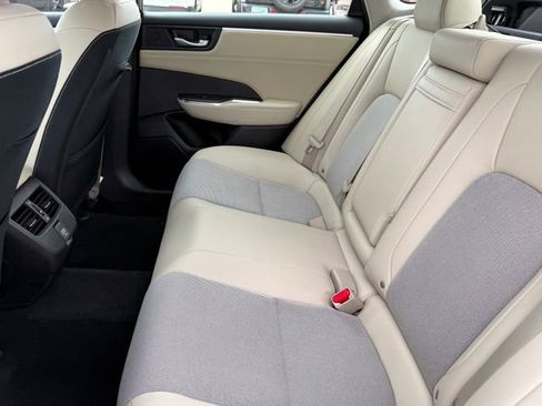 Used 2019 Honda Clarity Plug-In Hybrid image 25