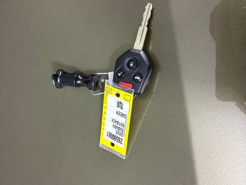 Certified 2025 Subaru Outback Premium w/ Popular Package #1A image 33