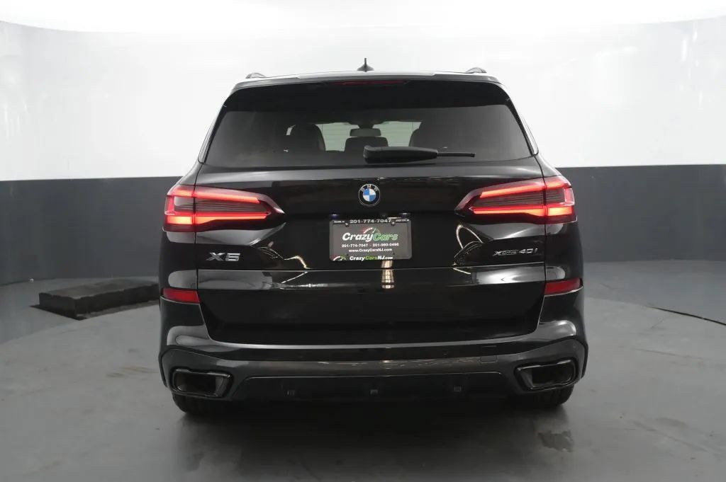 Used 2021 BMW X5 xDrive40i w/ M Sport Package AWD/4WD image 4