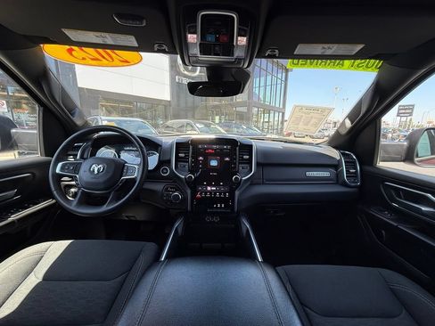 Used 2025 RAM 1500 Big Horn AWD/4WD image 17