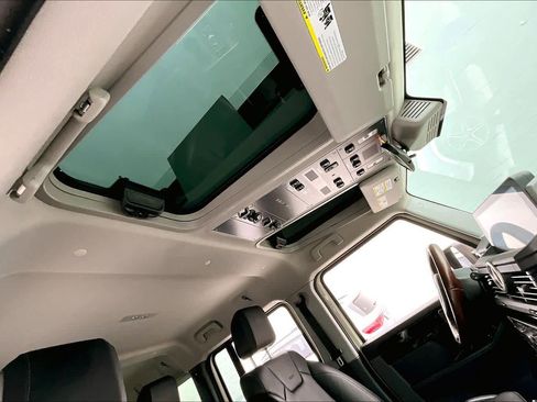 Used 2024 INEOS Grenadier image 13