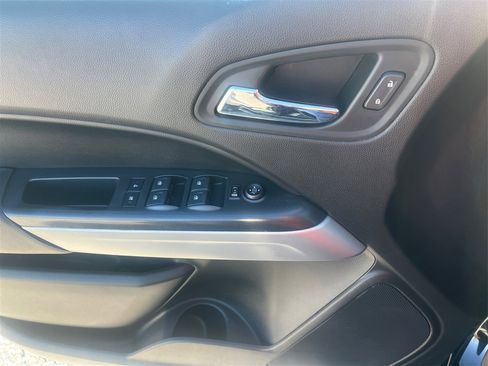 Used 2018 Chevrolet Colorado ZR2 w/ ZR2 Midnight Special Edition image 20