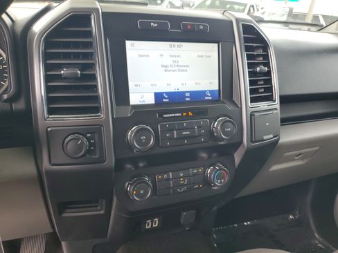 Used 2020 Ford F150 XLT image 22