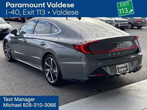 Used 2021 Hyundai Sonata SEL Plus w/ Tech Package image 2