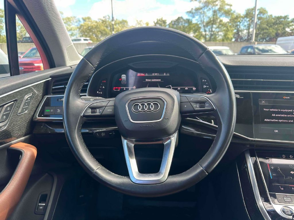 Used 2022 Audi Q7 3.0T Premium Plus w/ Premium Plus Package AWD/4WD image 15