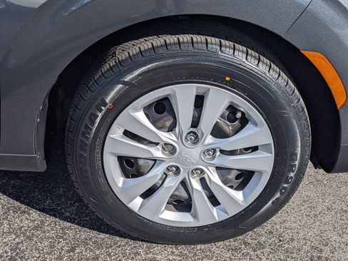 Certified 2023 Kia Soul LX image 8