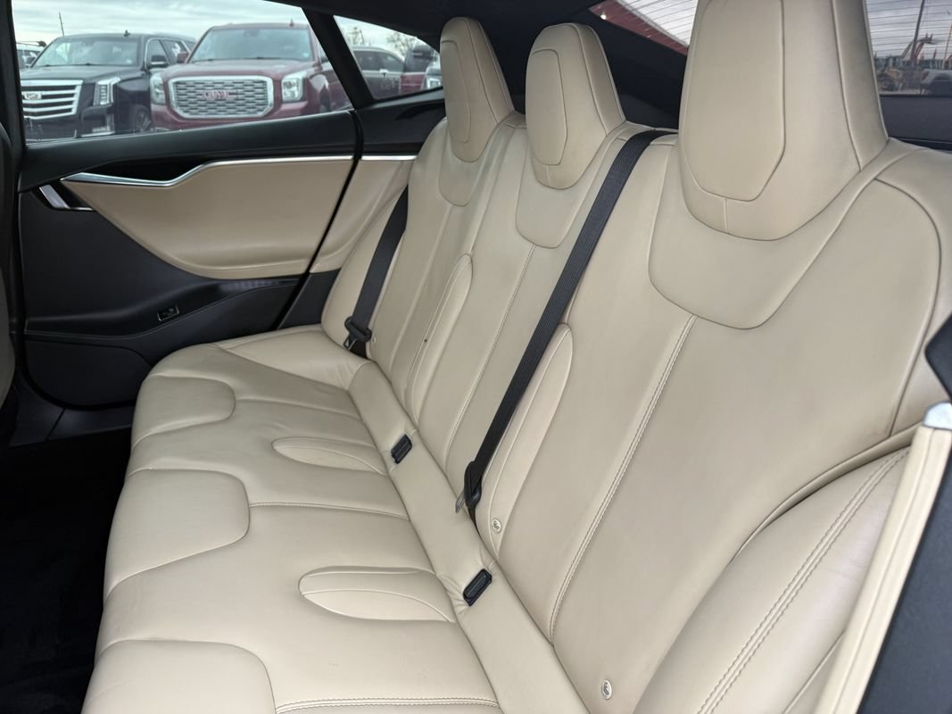 Used 2016 Tesla Model S 70D AWD/4WD image 27