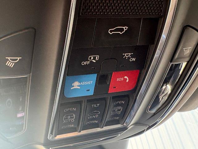 Used 2022 Jeep Grand Cherokee L Limited w/ Luxury Tech Group II AWD/4WD image 28