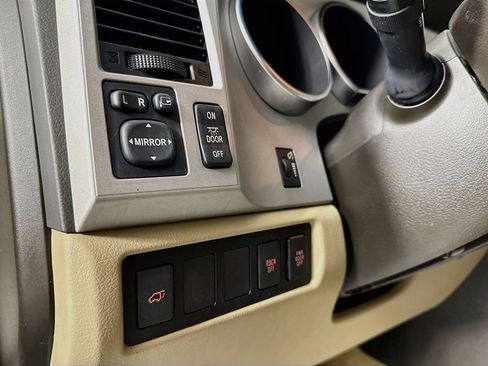 Used 2008 Toyota Sequoia Limited RWD image 10