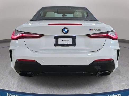 Used 2023 BMW M440i Convertible w/ Premium Package image 7