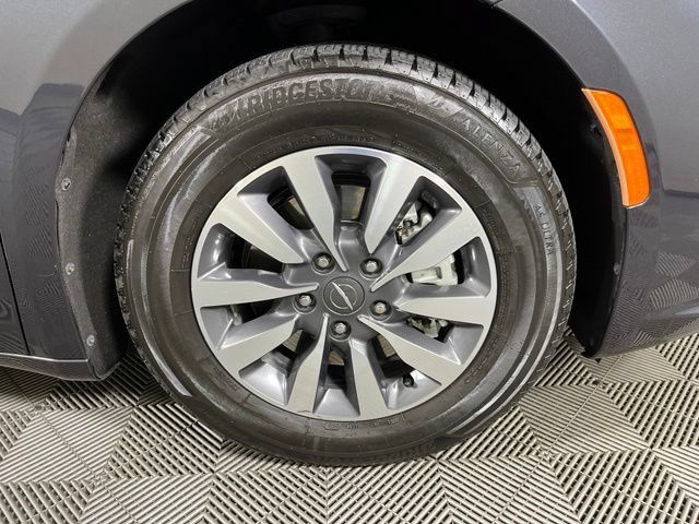 Used 2021 Chrysler Pacifica Limited FWD image 9