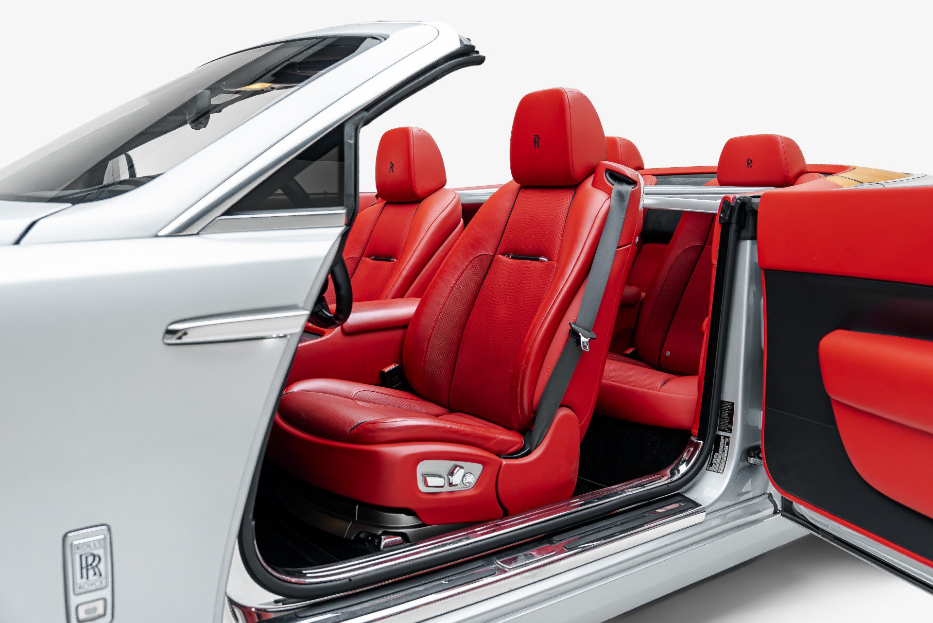 Used 2016 Rolls-Royce Dawn RWD image 4