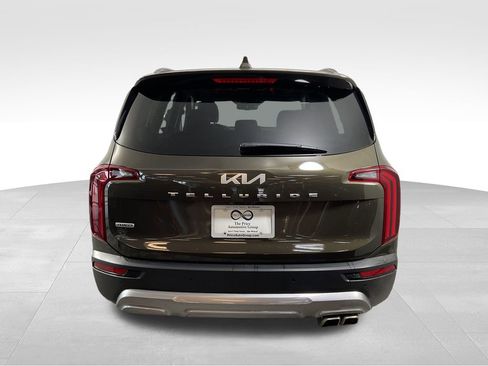 Used 2022 Kia Telluride EX image 8