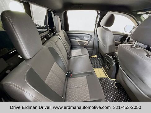 Used 2024 Nissan Titan SV w/ SV Bronze Edition Package image 28