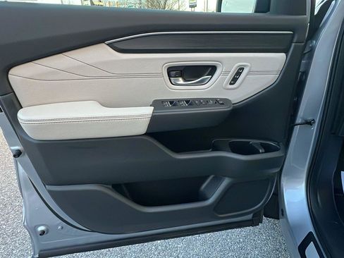 New 2026 Honda Pilot Touring image 24