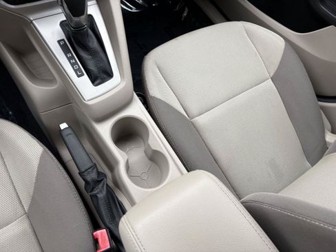 Used 2012 Ford Focus SE FWD image 14